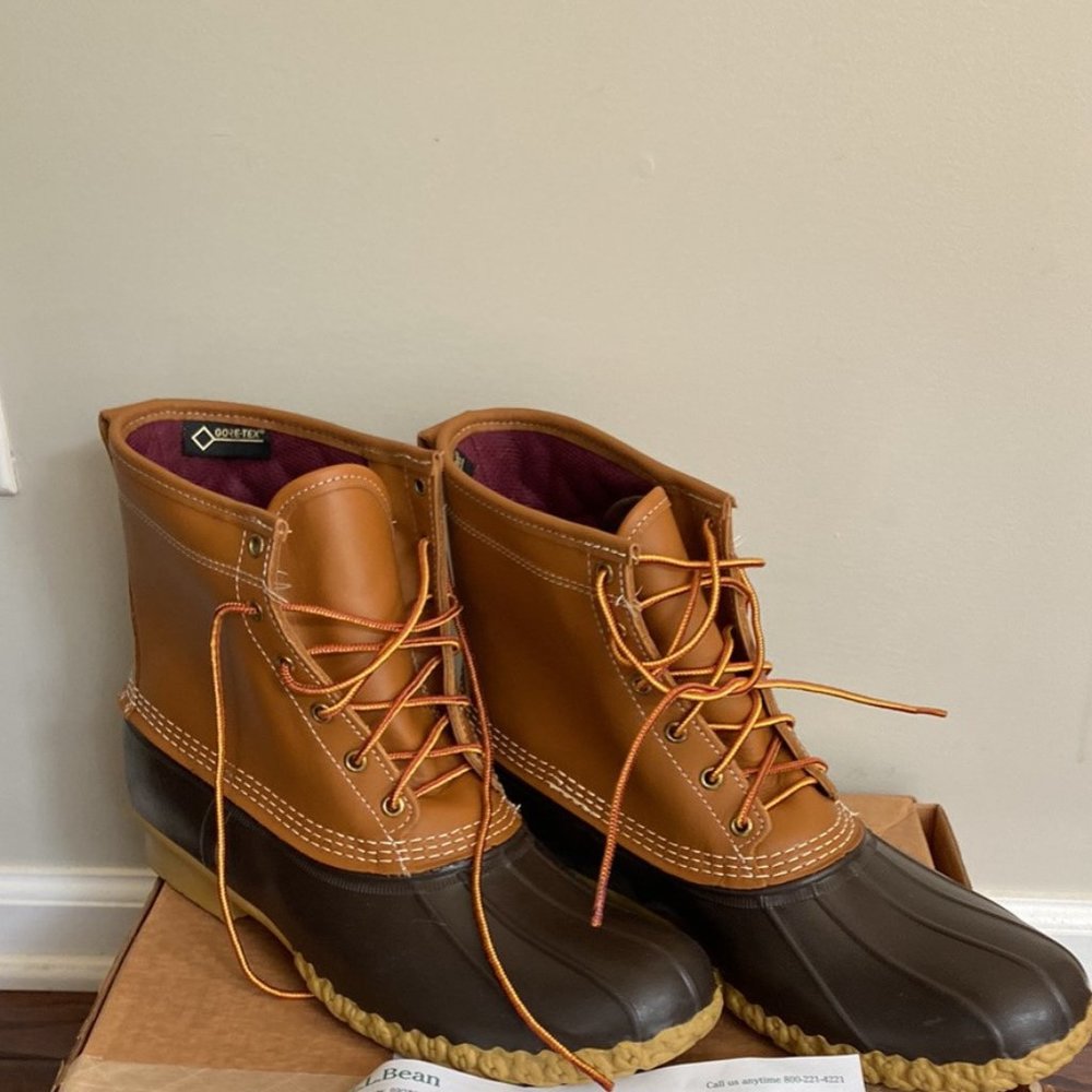 NEW IN BOX L.L. Bean Gore-tex/Thinsulate Bean Boot